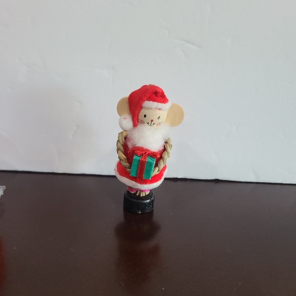 Vintage Avon Santa straw ornament 3 in.